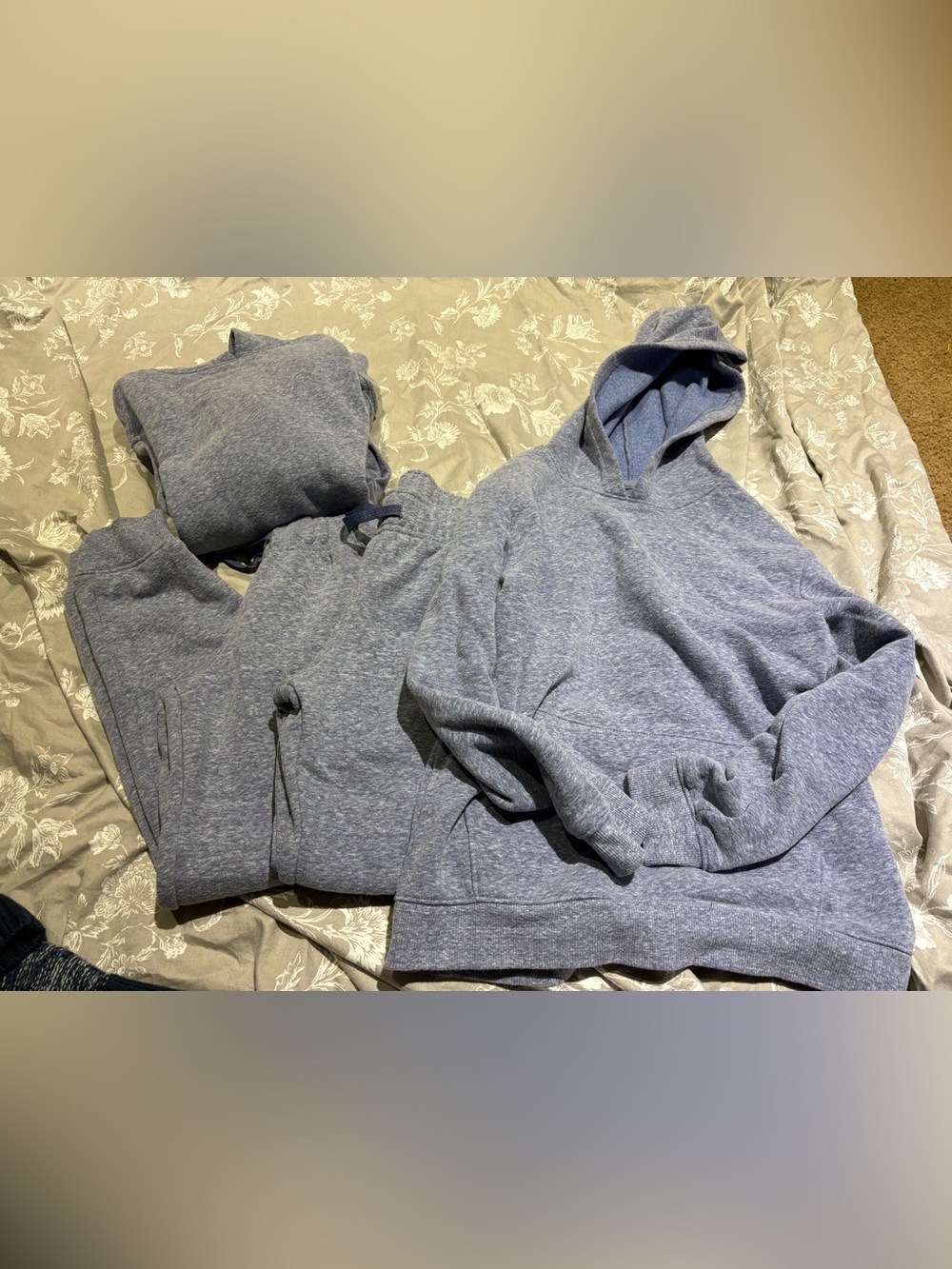 Cat&Jack blue hoodie and pants set 4pcs small 6/7